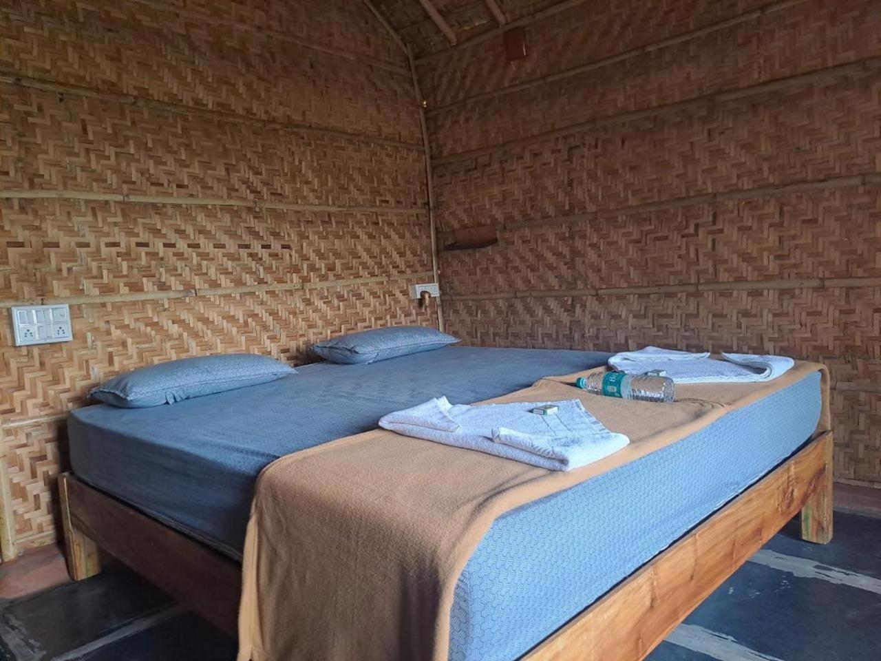 Hampi Rasta Cafe Otel Dış mekan fotoğraf
